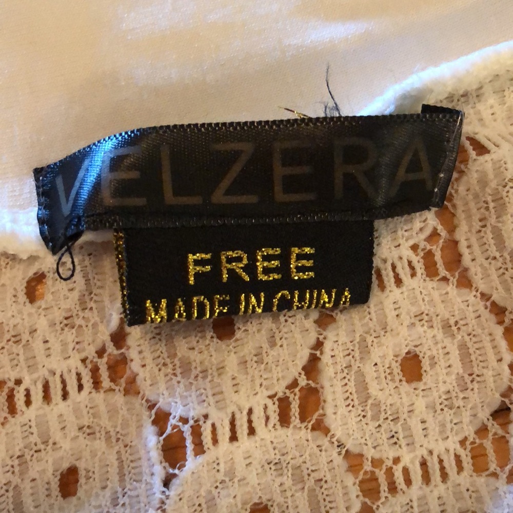 NWOT VELZRIA Open Fringed Cardigan - Picture 9 of 12